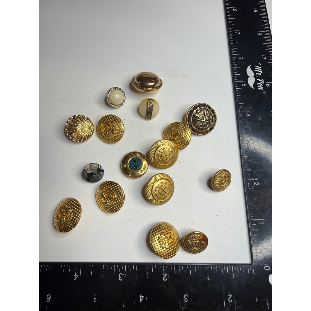 Assorted Gold Tone Blazer Buttons Lot Golf Crest Decorative Mixed Sizes 15pc